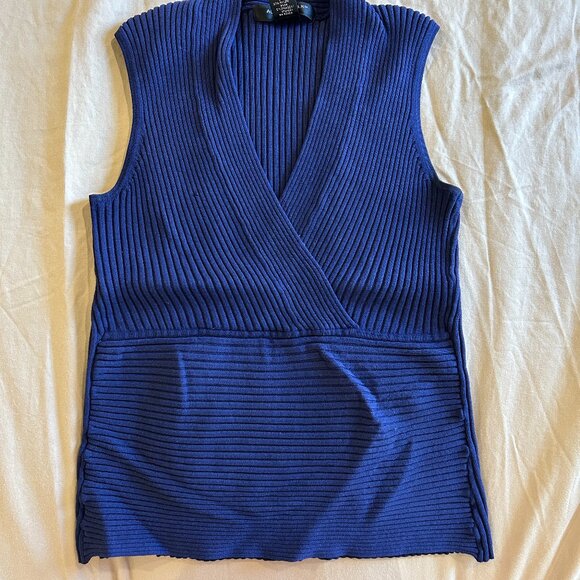 August Silk Petite Small PS Ladies Tank Navy Blue Top 32% Silk - Picture 2 of 9